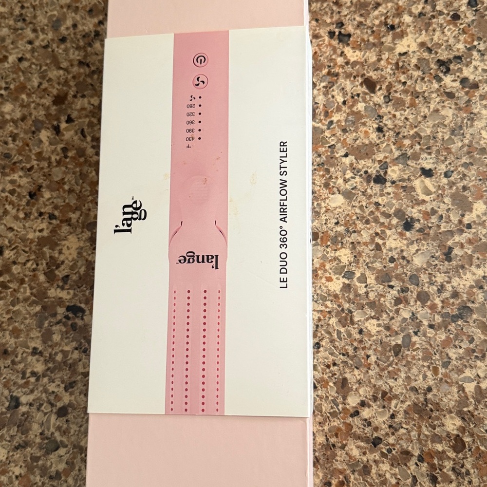 Lange Le Duo 360° Airflow Styler - Pink. Like New. Only used a few times.